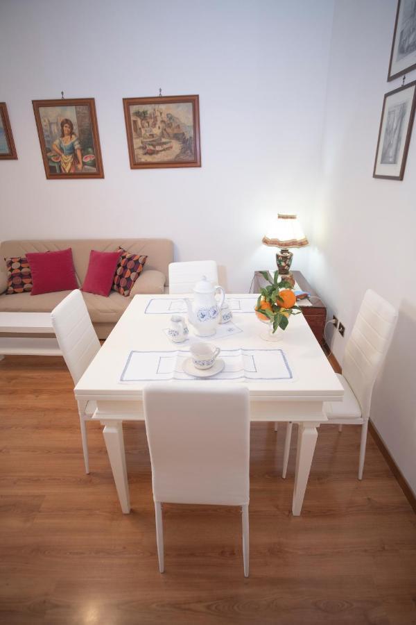 Donna Rosaria House Apartment Соренто Екстериор снимка
